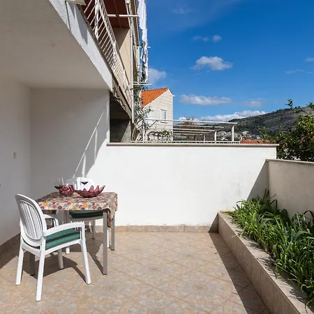 Mario's Lapad 아파트 *